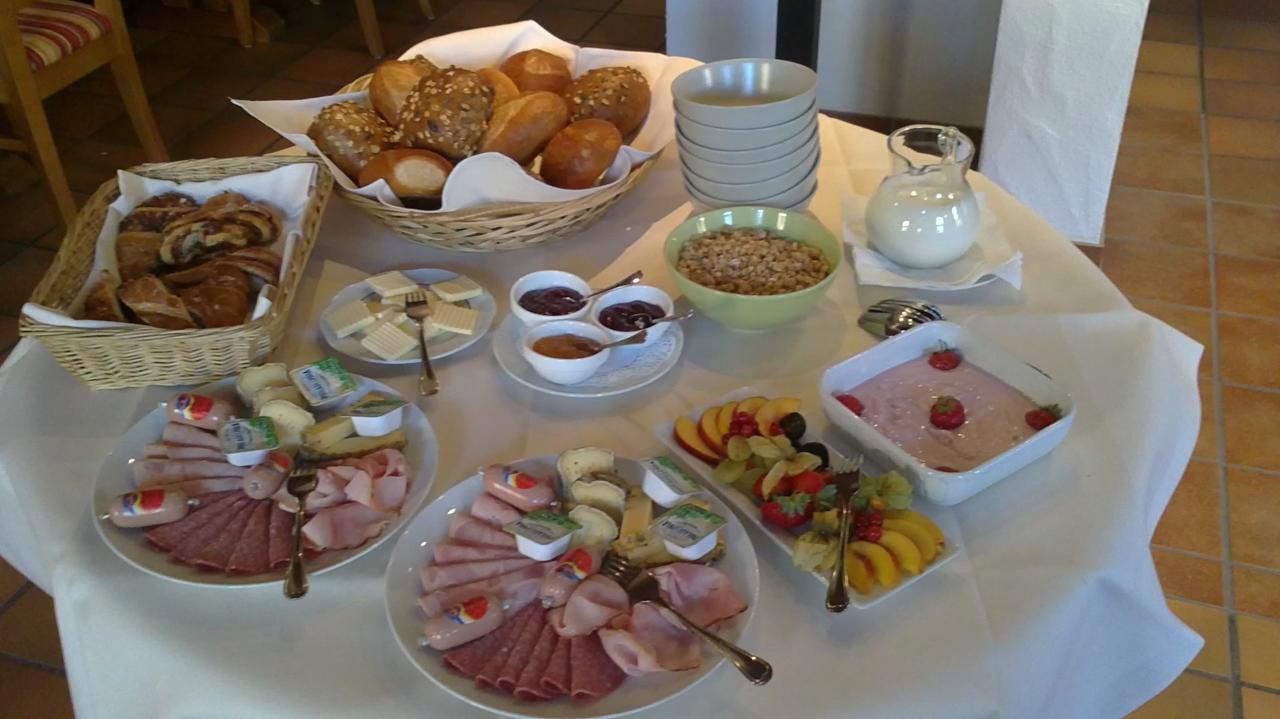 Ellenbergs Restaurant & Hotel Hessheim 외부 사진